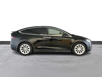 Used Tesla Model X 2018 for sale - 79133014: Photo