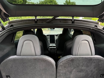 Used Tesla Model X 2018 for sale - 75400645: Photo