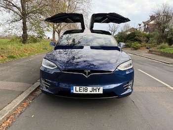 Used Tesla Model X 2018 for sale - 76596915: Photo
