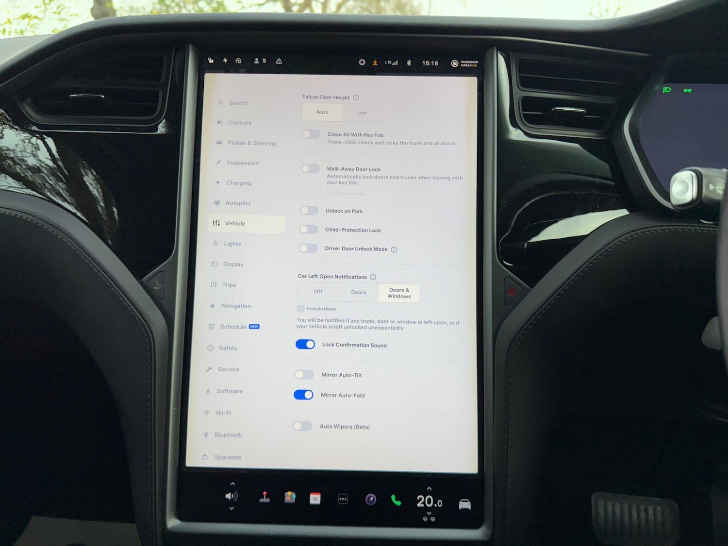 Used Tesla Model X 2018 for sale - 76596915: Photo 32