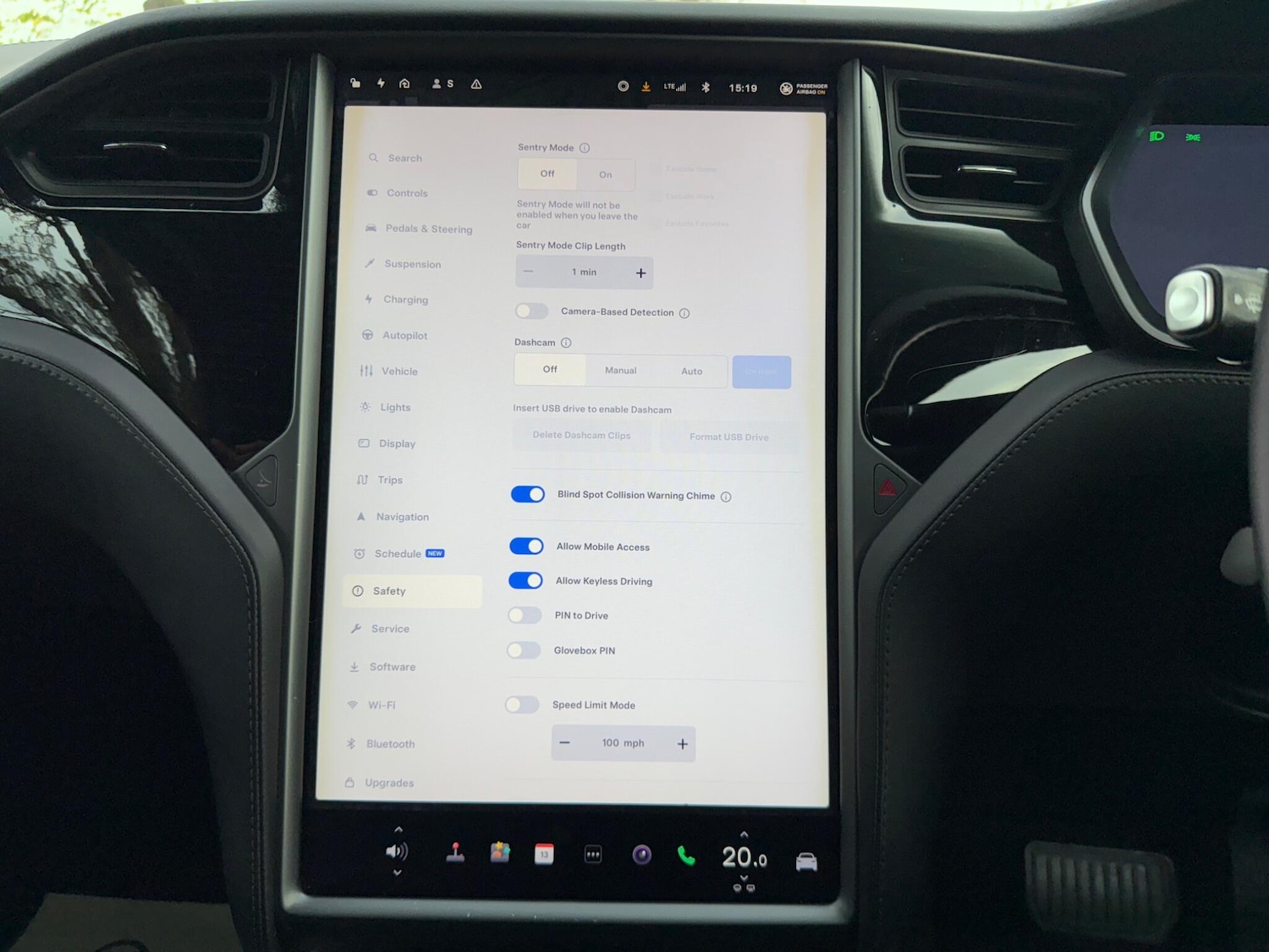 Used Tesla Model X 2018 for sale - 76596915: Photo 41