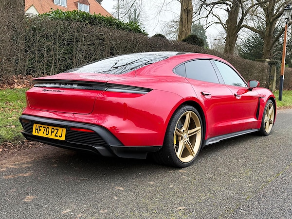 Used Porsche Taycan 2020 for sale - 73882497: Photo 5