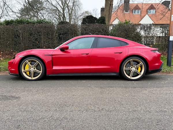 Used Porsche Taycan 2020 for sale - 73882497: Photo 8