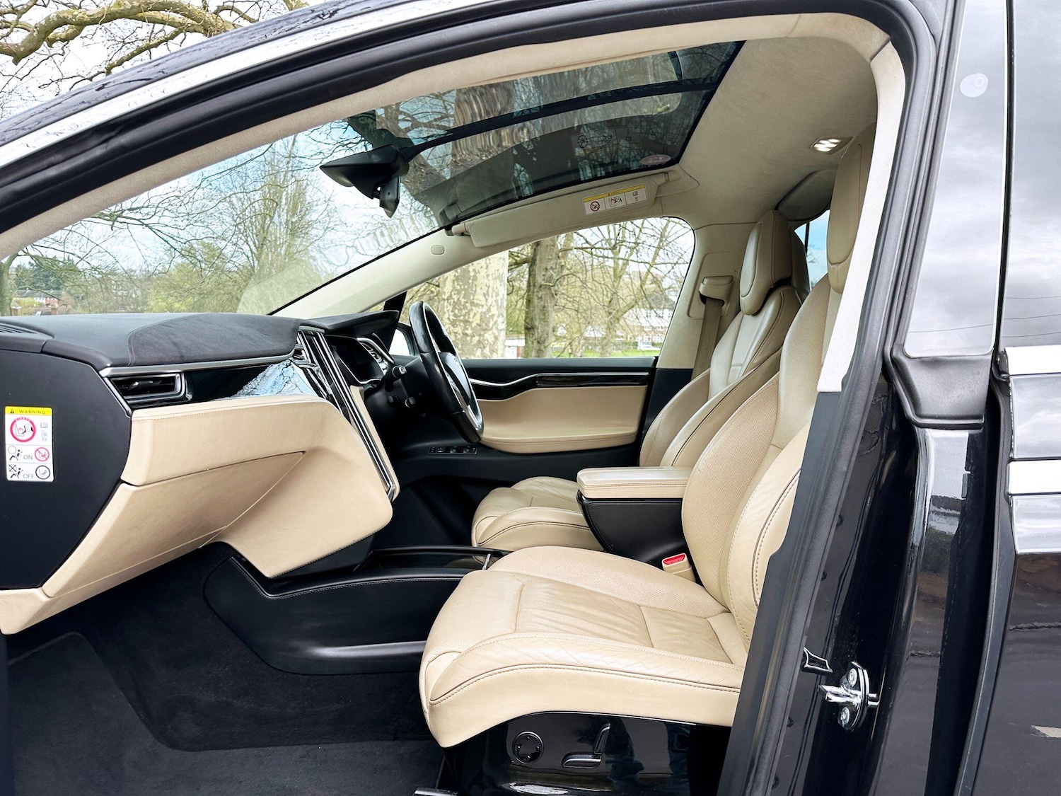 Used Tesla Model X 2017 for sale - 76337166: Photo 12