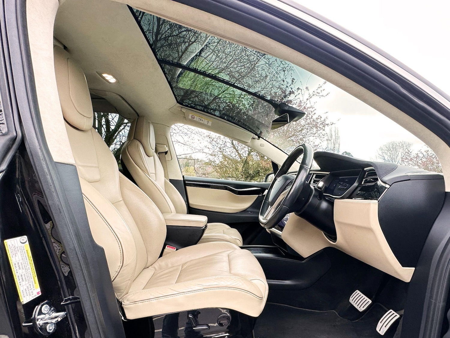 Used Tesla Model X 2017 for sale - 76337166: Photo 17
