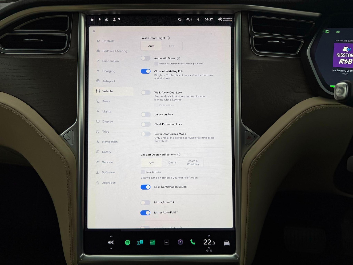 Used Tesla Model X 2017 for sale - 76337166: Photo 26