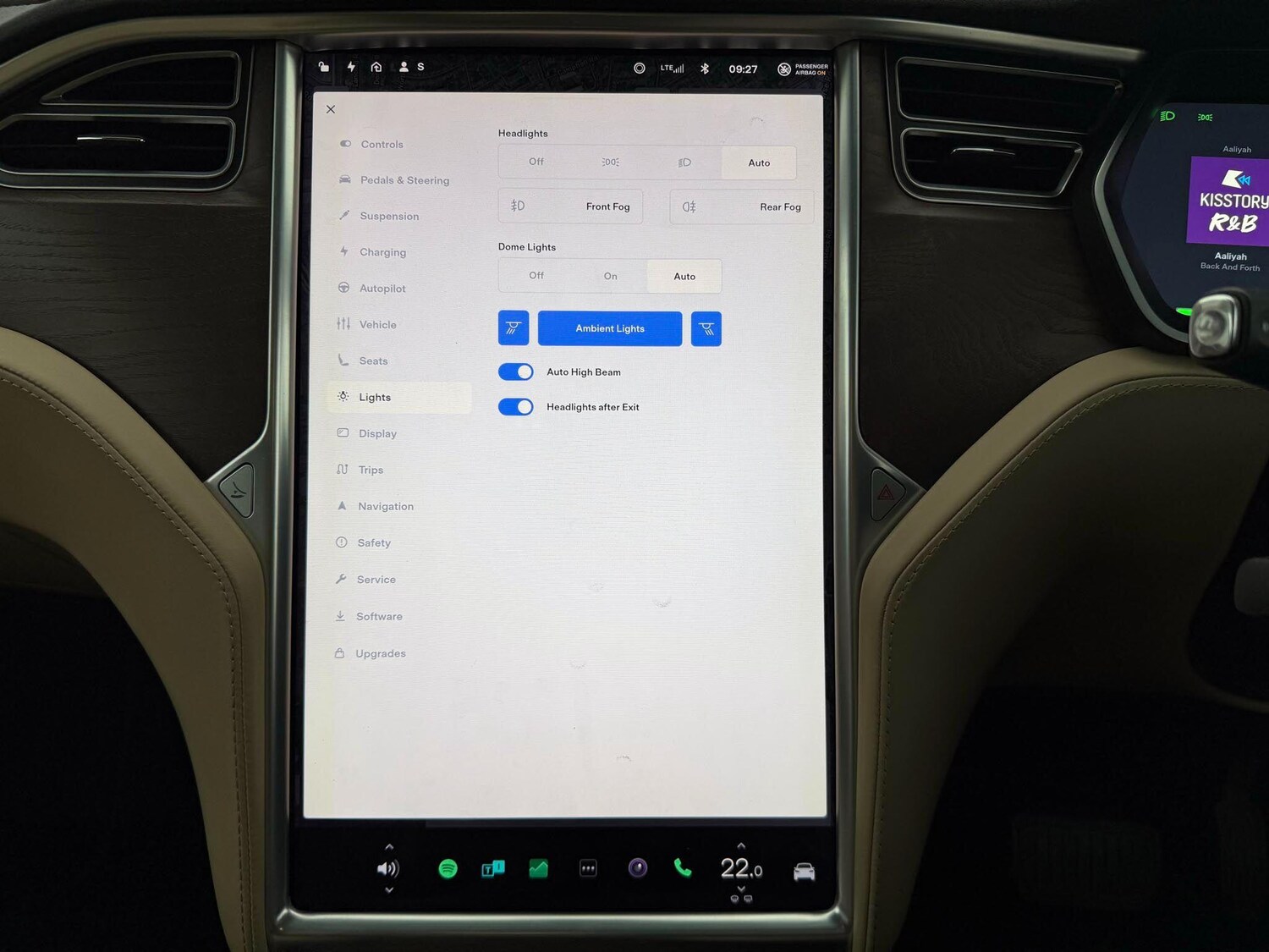 Used Tesla Model X 2017 for sale - 76337166: Photo 28