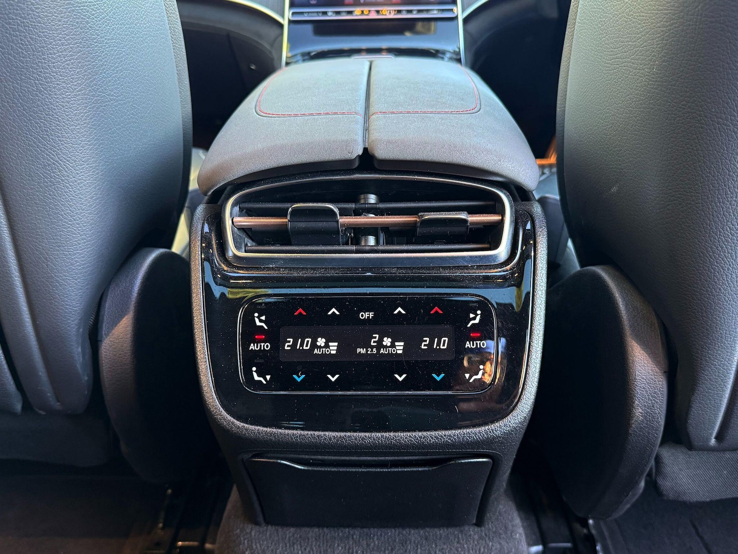 Used Mercedes-Benz EQS 2022 for sale - 76099016: Photo 32