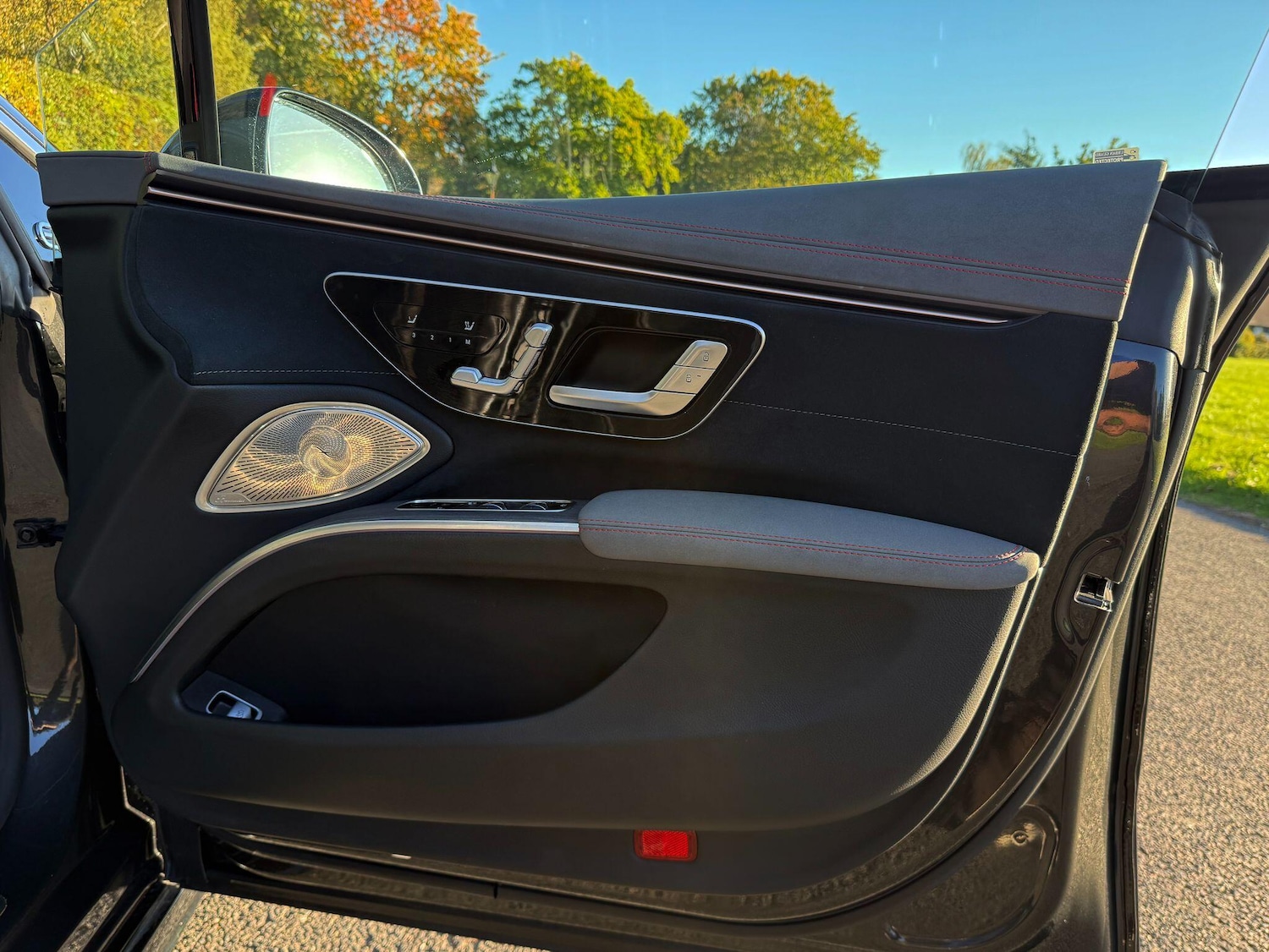 Used Mercedes-Benz EQS 2022 for sale - 76099016: Photo 33