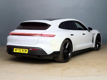 Used Porsche Taycan 2022 for sale - 78843016: Photo
