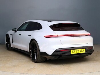 Used Porsche Taycan 2022 for sale - 78843016: Photo