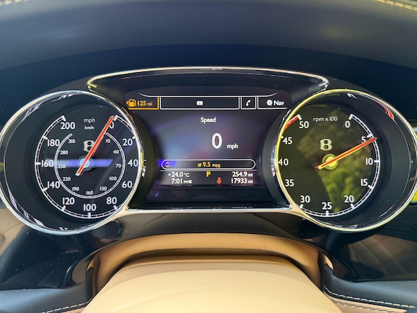Used Bentley Mulsanne 2015 for sale - 75614312: Photo 41