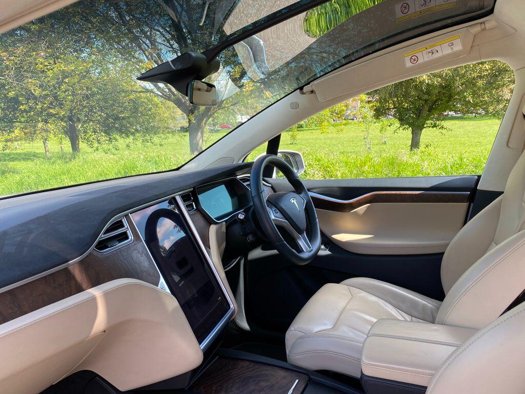 Used Tesla Model X 2017 for sale - 77130582: Photo 11