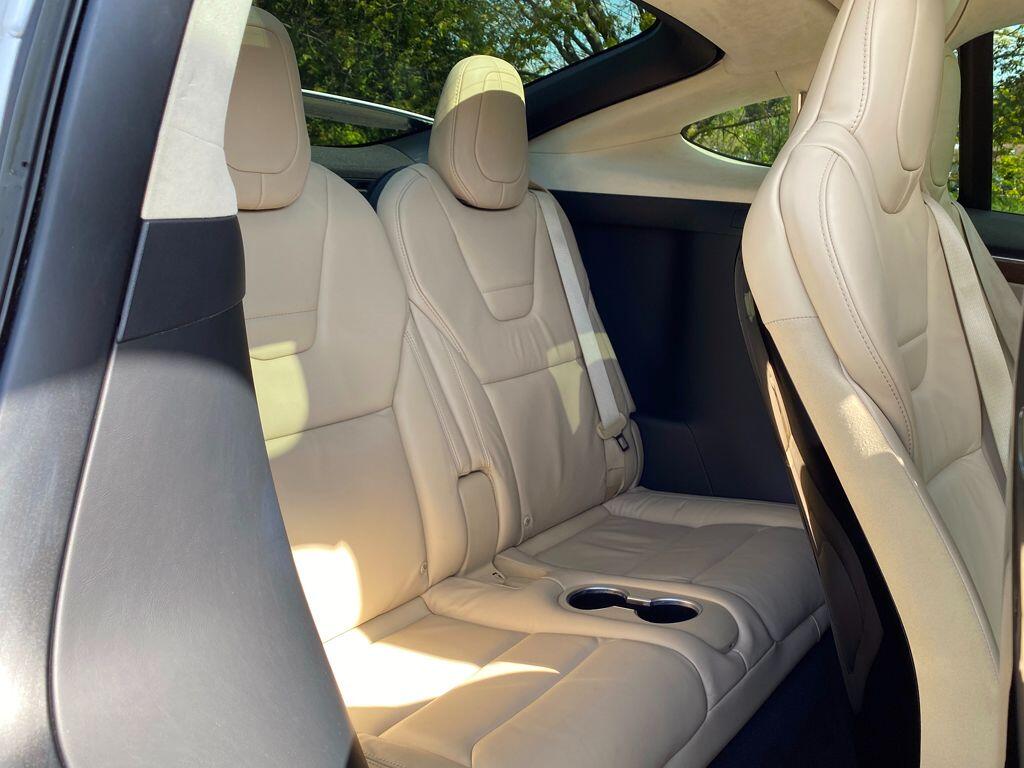 Used Tesla Model X 2017 for sale - 77130582: Photo 15