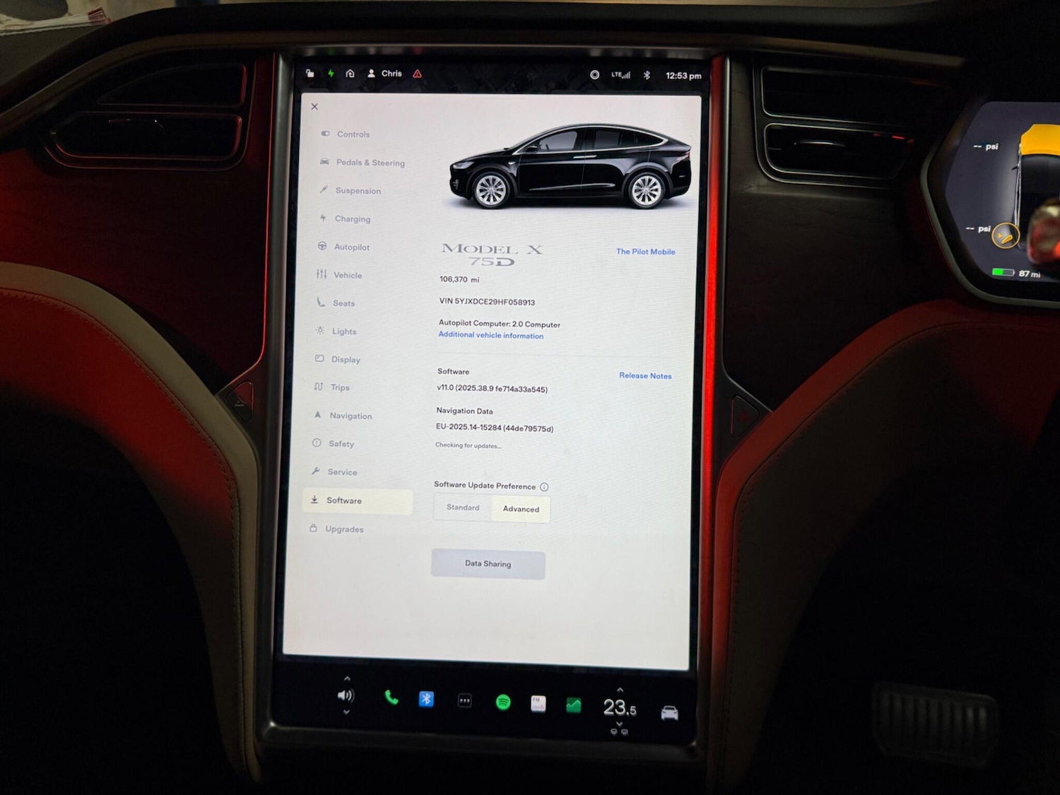 Used Tesla Model X 2017 for sale - 77130582: Photo 38