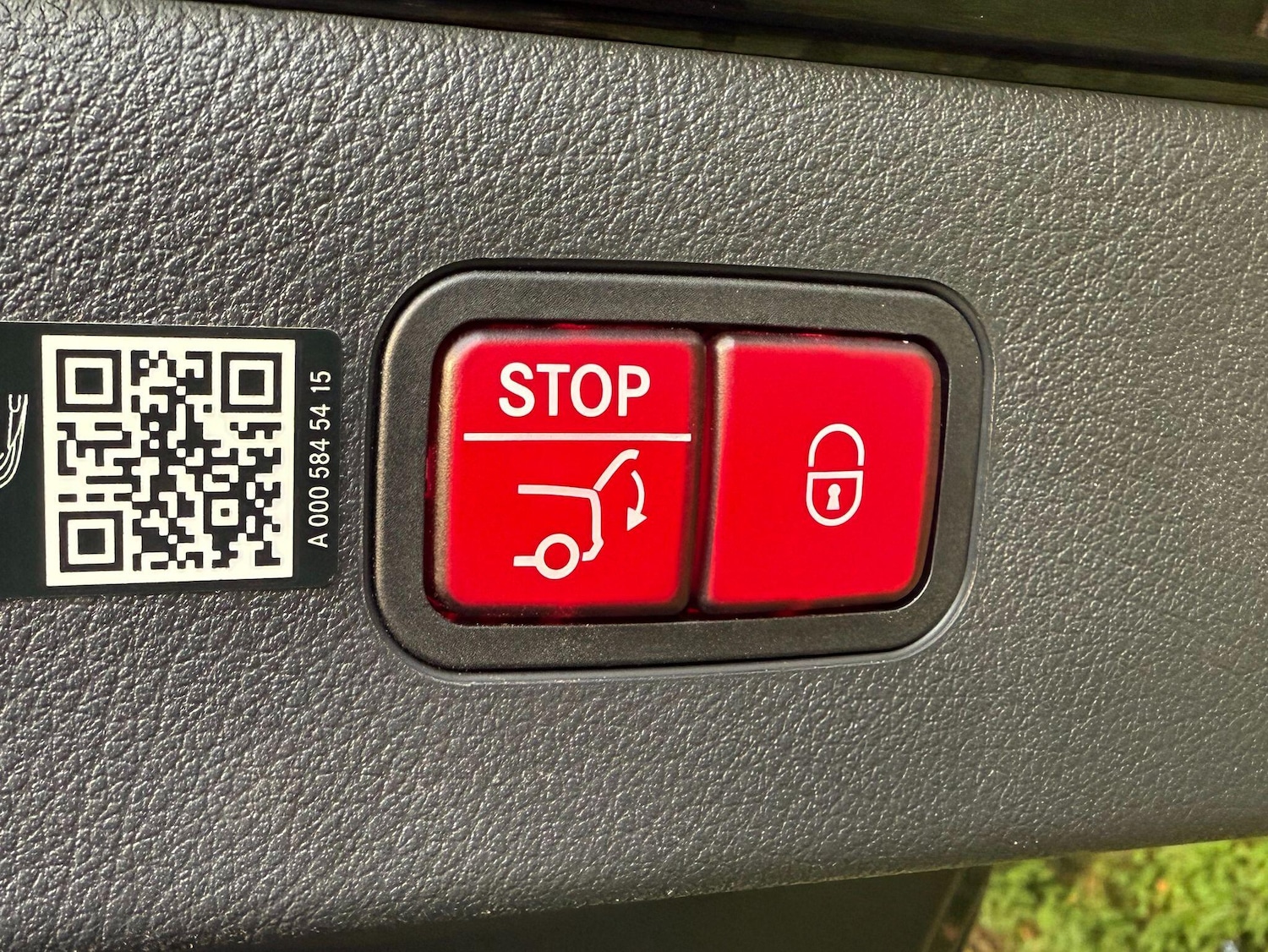 Used Mercedes-Benz EQS 2022 for sale - 76099378: Photo 32