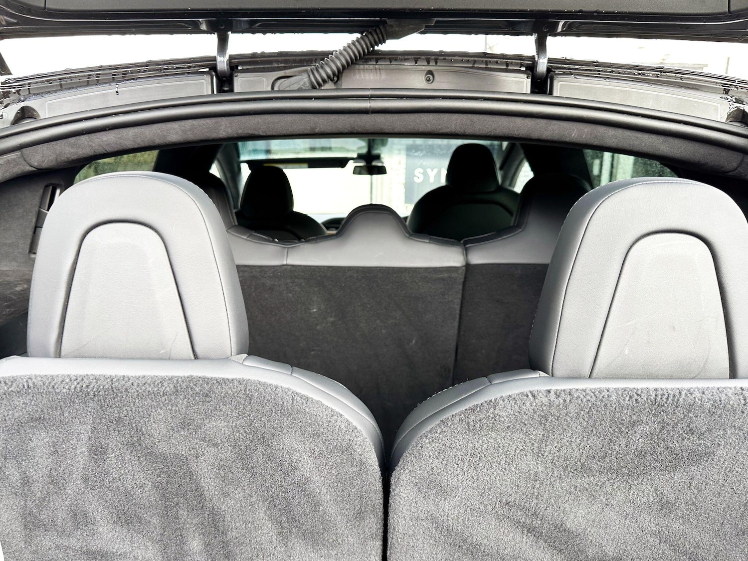 Used Tesla Model X 2020 for sale - 77982236: Photo 2