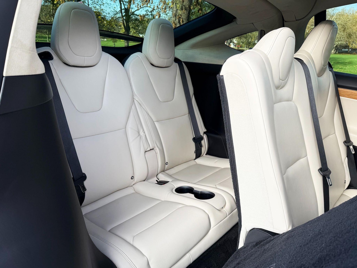 Used Tesla Model X 2019 for sale - 76499459: Photo 16