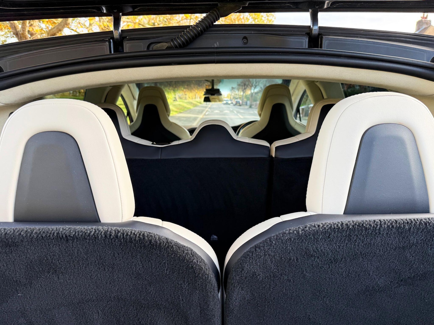 Used Tesla Model X 2019 for sale - 76499459: Photo 2