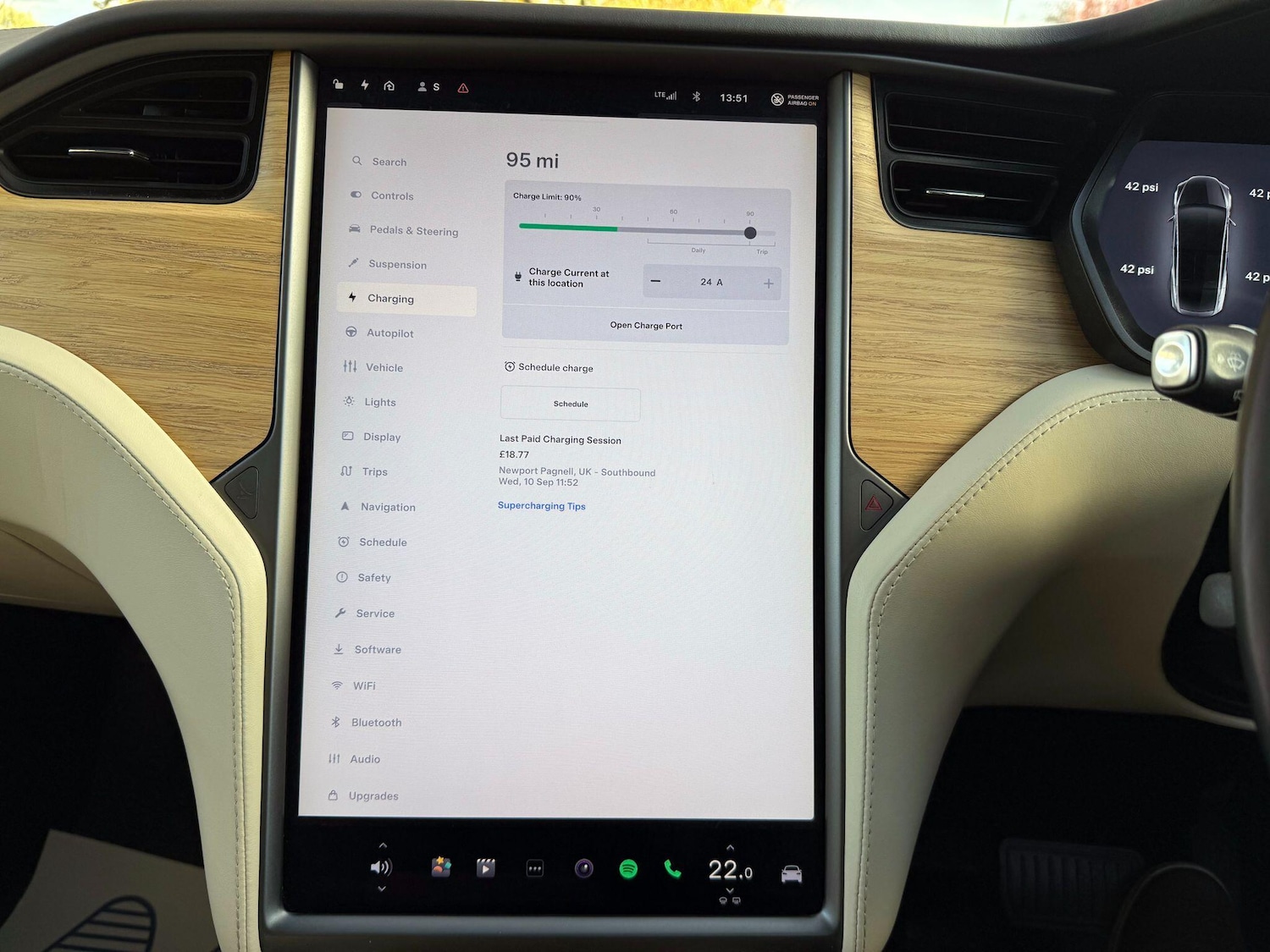 Used Tesla Model X 2019 for sale - 76499459: Photo 35