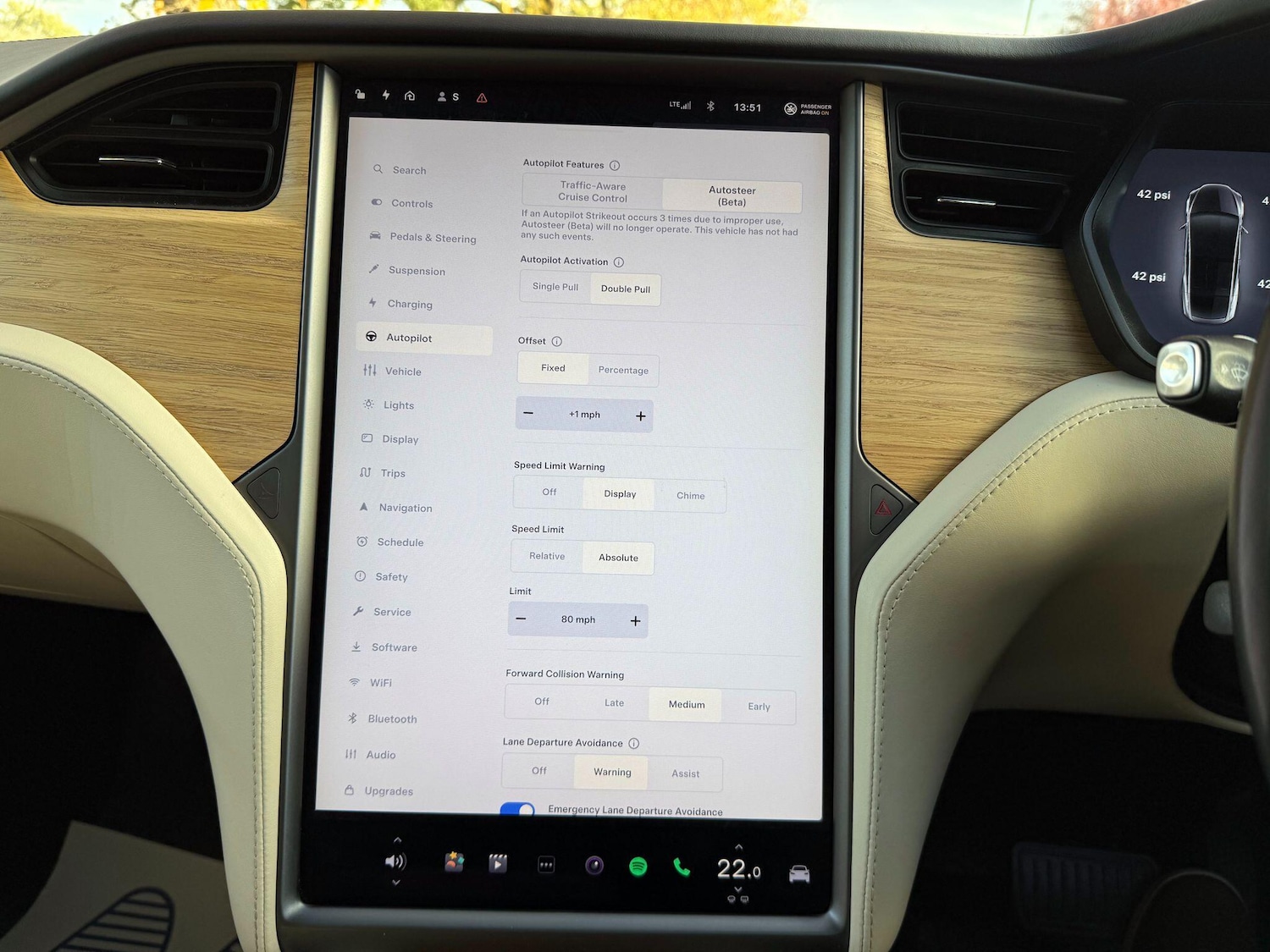 Used Tesla Model X 2019 for sale - 76499459: Photo 36