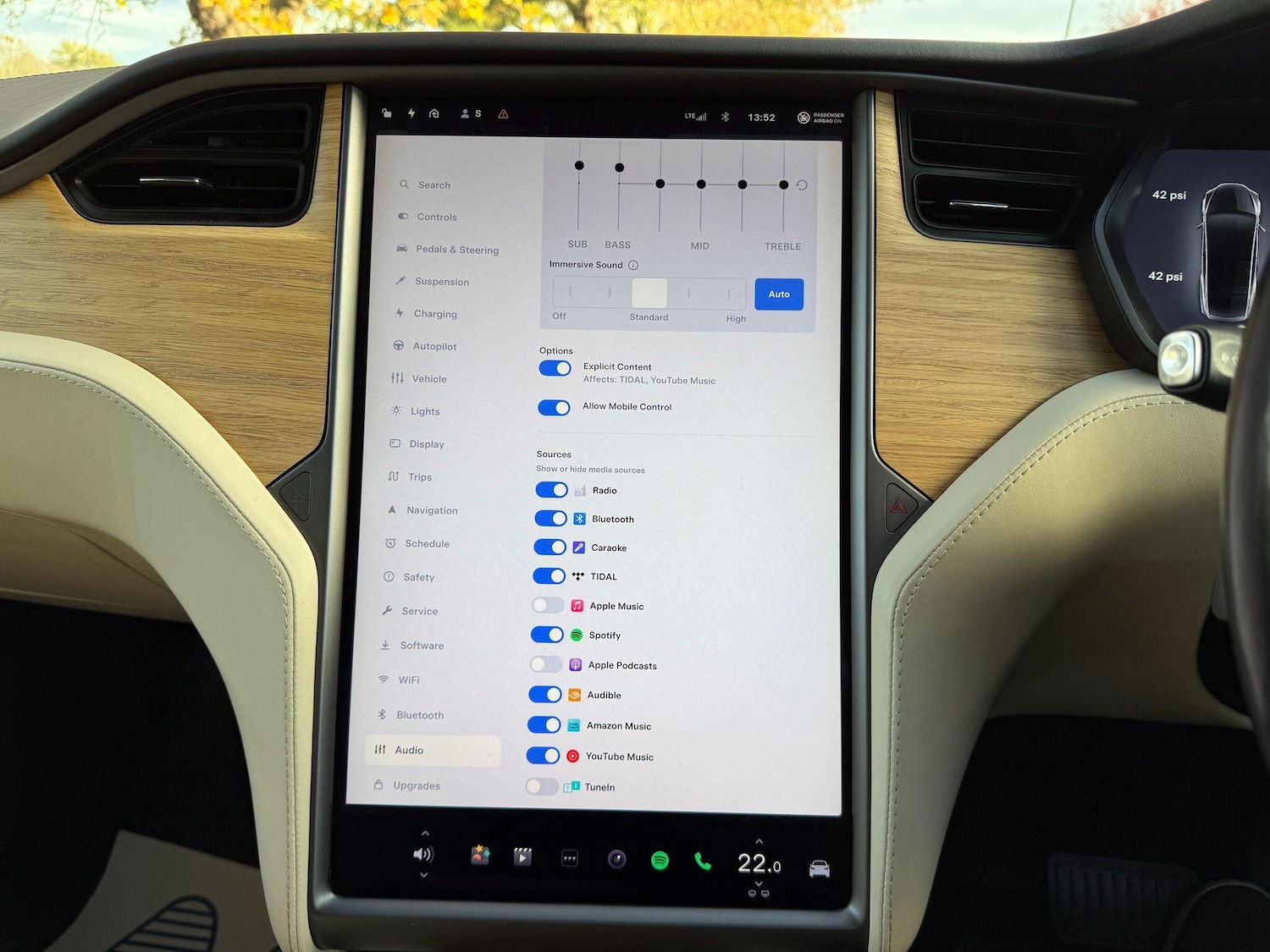 Used Tesla Model X 2019 for sale - 76499459: Photo 52