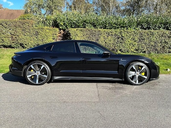 Used Porsche Taycan 2021 for sale - 78842795: Photo