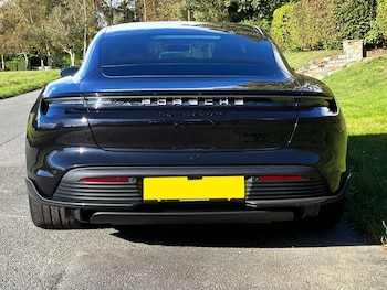 Used Porsche Taycan 2021 for sale - 78842795: Photo