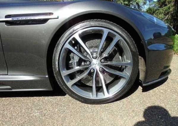 Used Aston Martin DBS 2012 for sale - 75614223: Photo 4