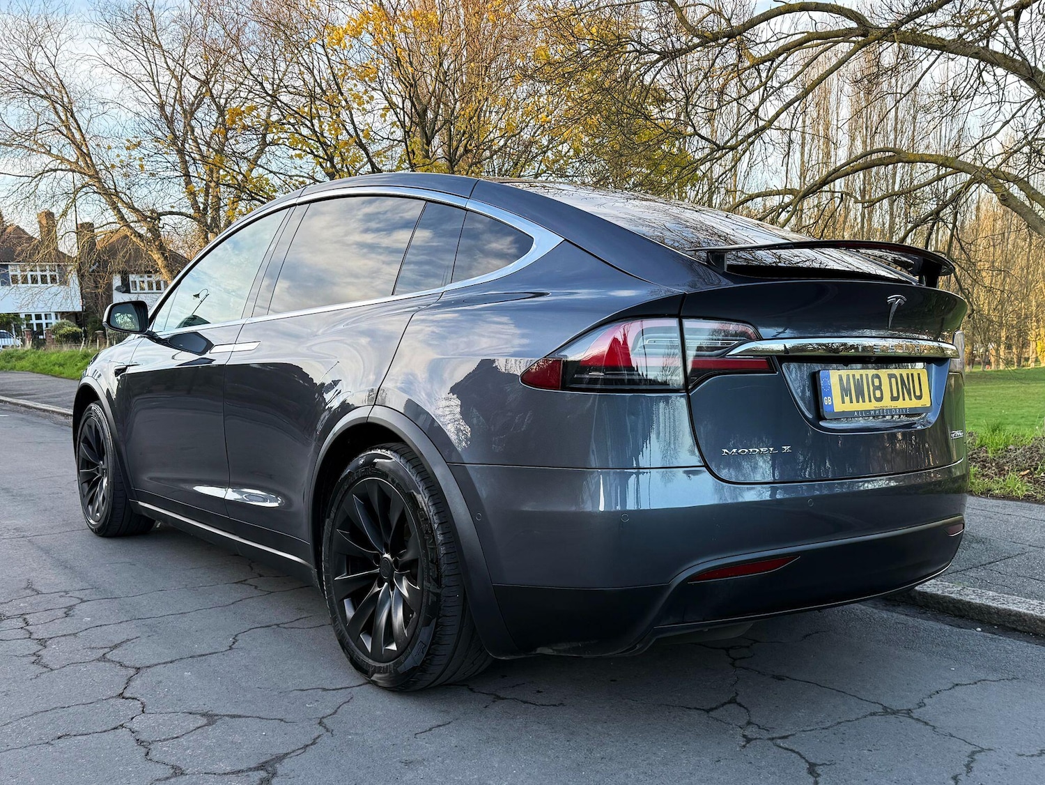 Used Tesla Model X 2018 for sale - 76759397: Photo 8