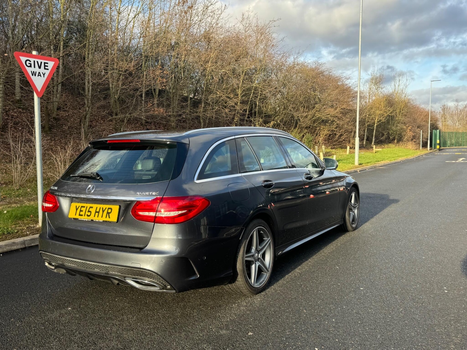 Used Mercedes-Benz C Class 2015 for sale - 77305191: Photo 25