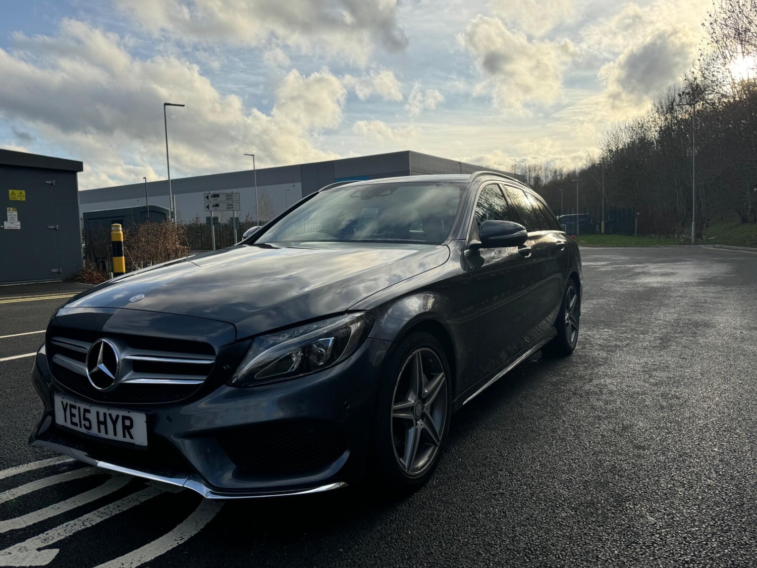 Used Mercedes-Benz C Class 2015 for sale - 77305191: Photo 4
