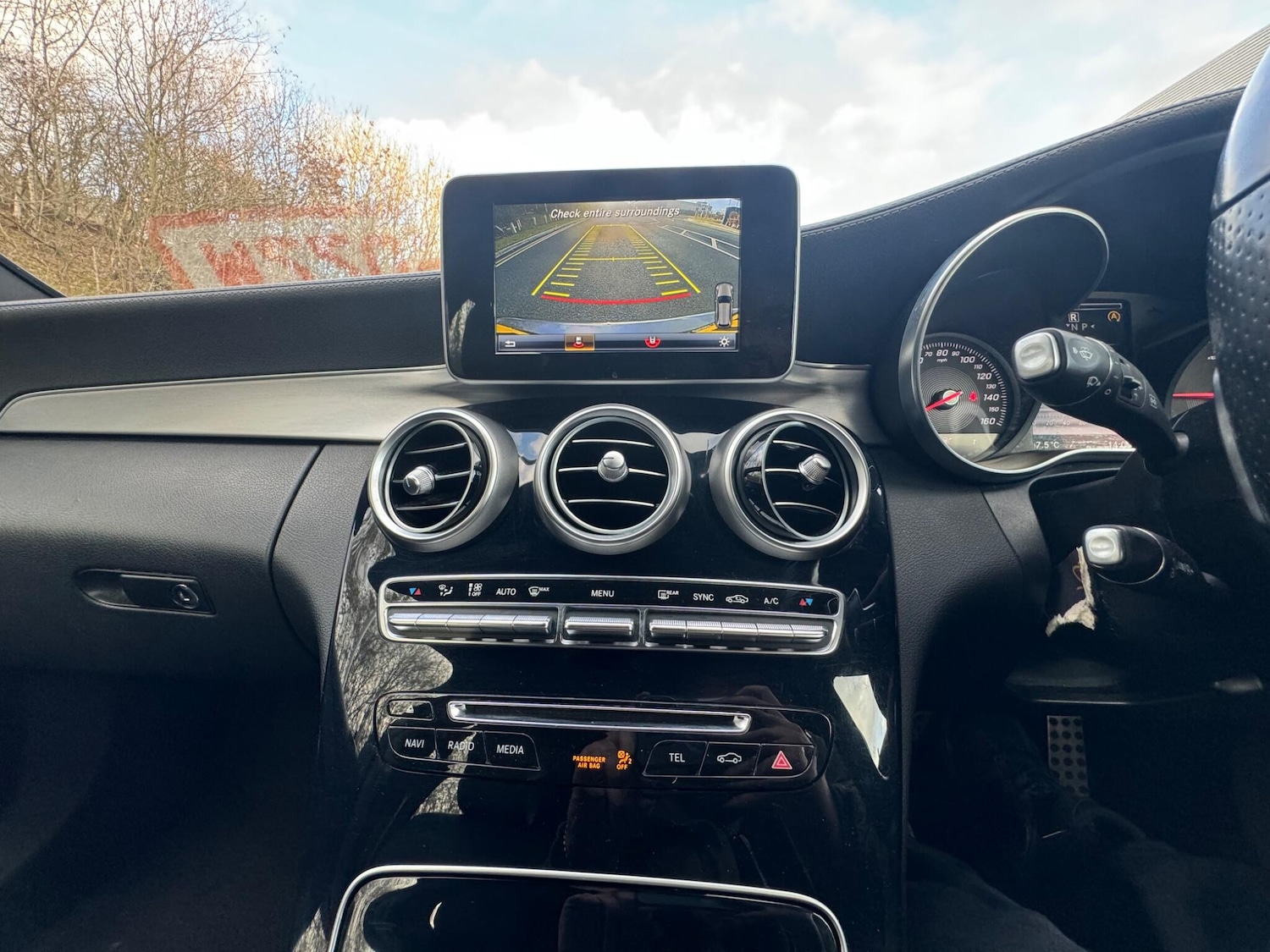 Used Mercedes-Benz C Class 2015 for sale - 77305191: Photo 44