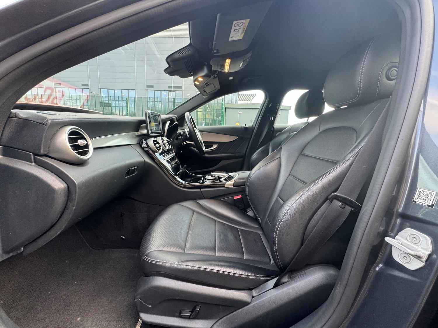 Used Mercedes-Benz C Class 2015 for sale - 77305191: Photo 49