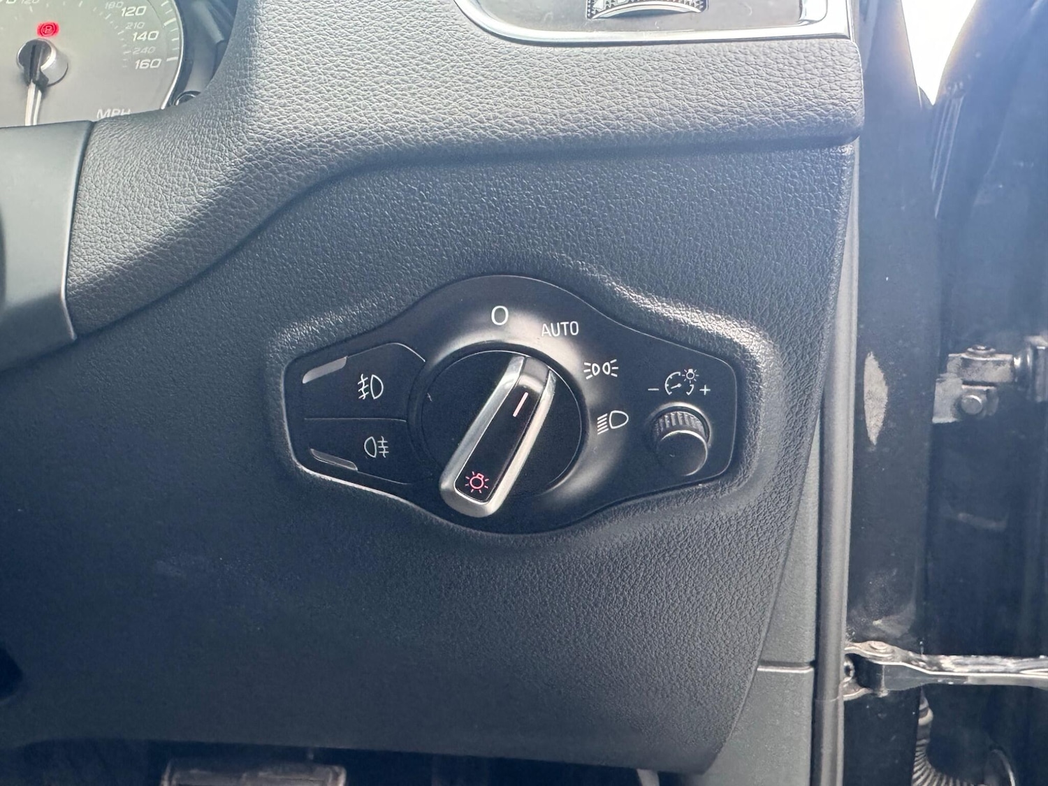 Used Audi Q5 2014 for sale - 77671740: Photo 28