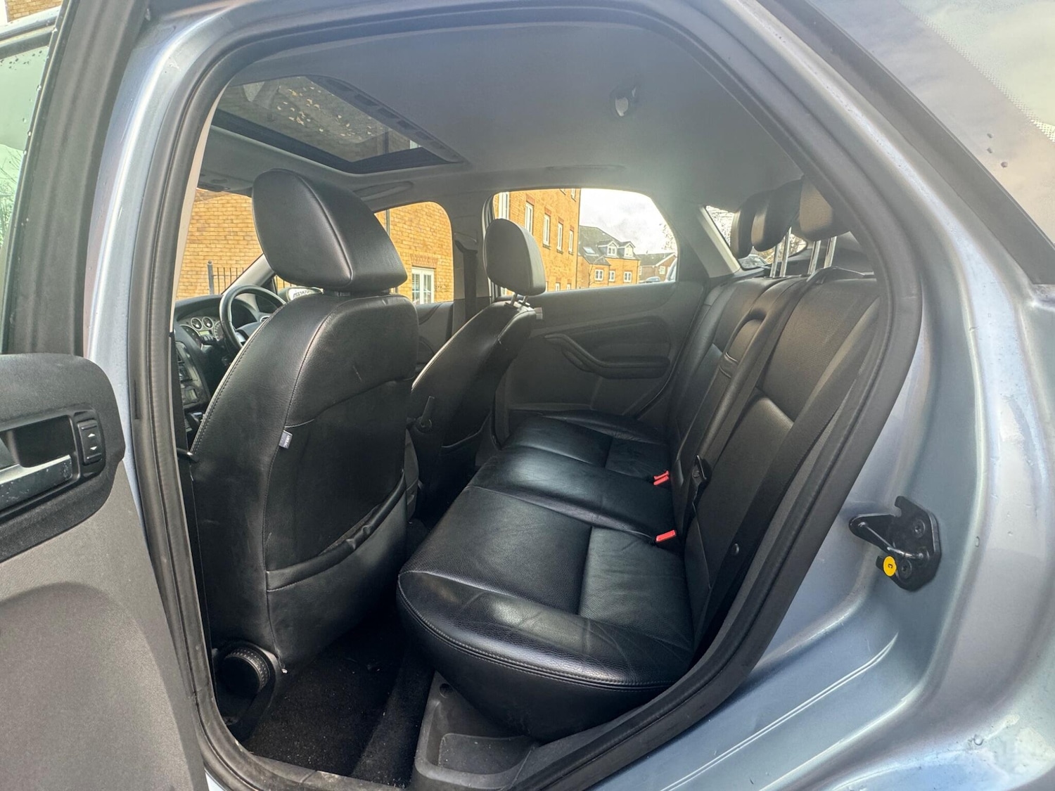 Used Ford Focus 2005 for sale - 76850193: Photo 12