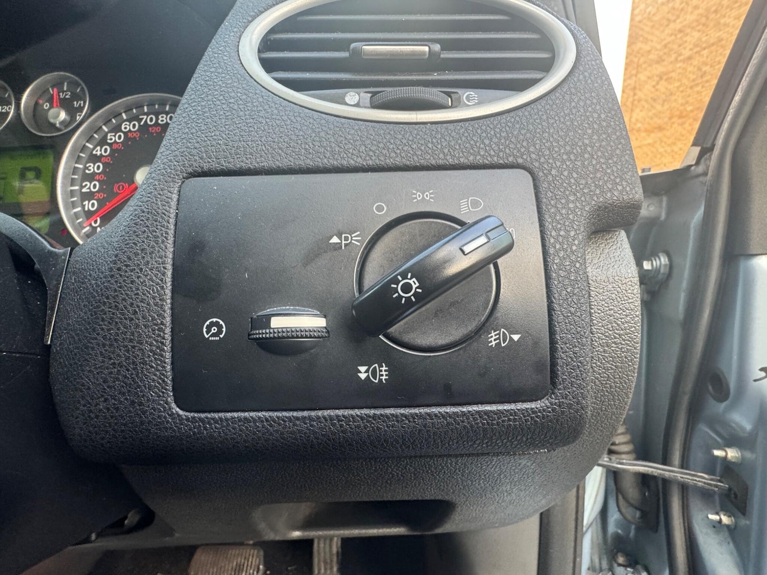 Used Ford Focus 2005 for sale - 76850193: Photo 15