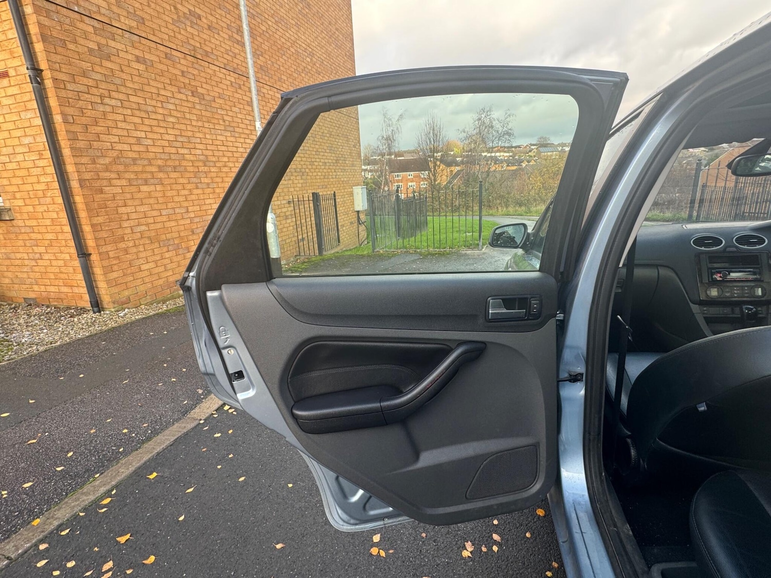 Used Ford Focus 2005 for sale - 76850193: Photo 19