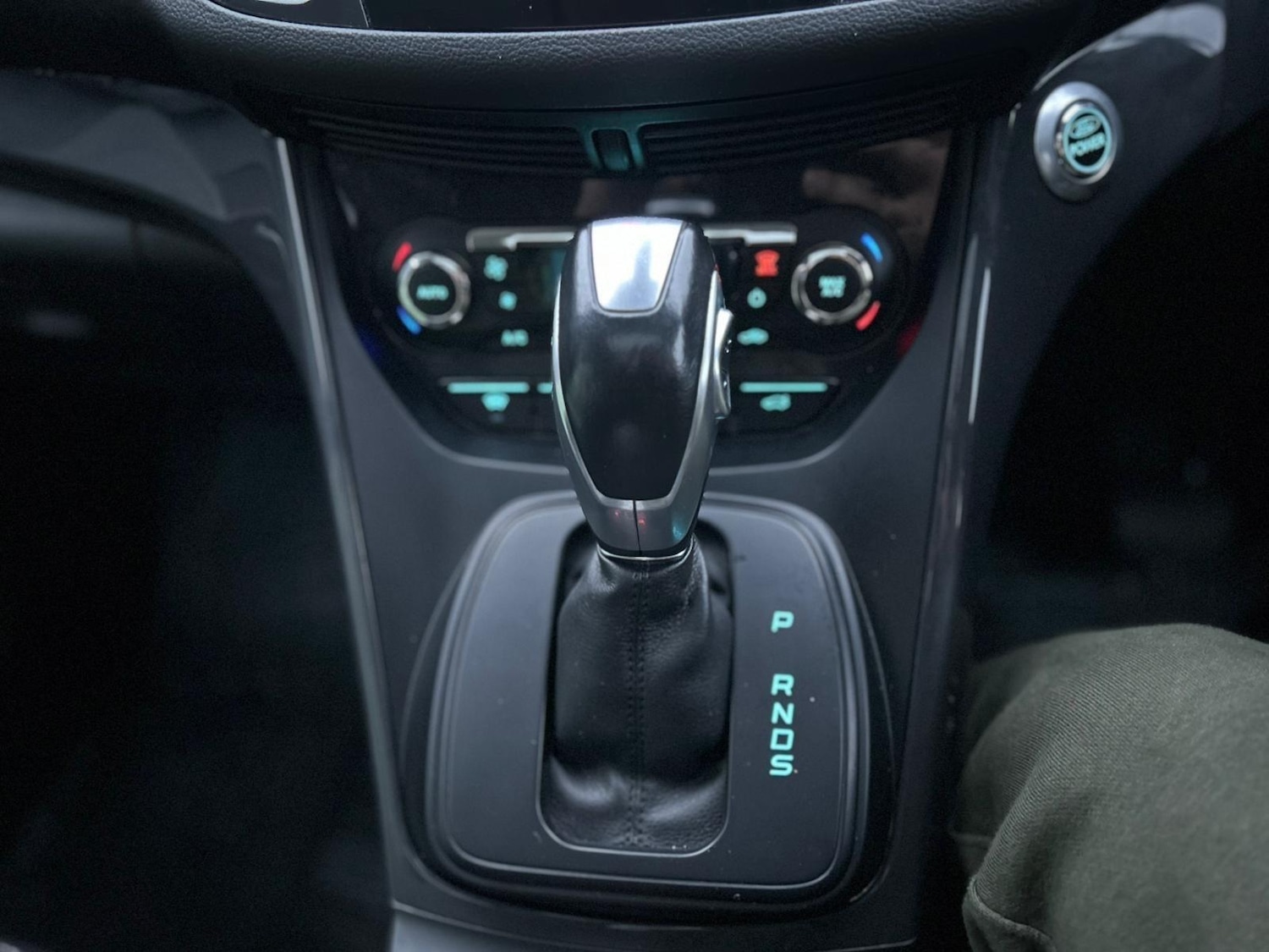 Used Ford Kuga 2013 for sale - 77440774: Photo 15