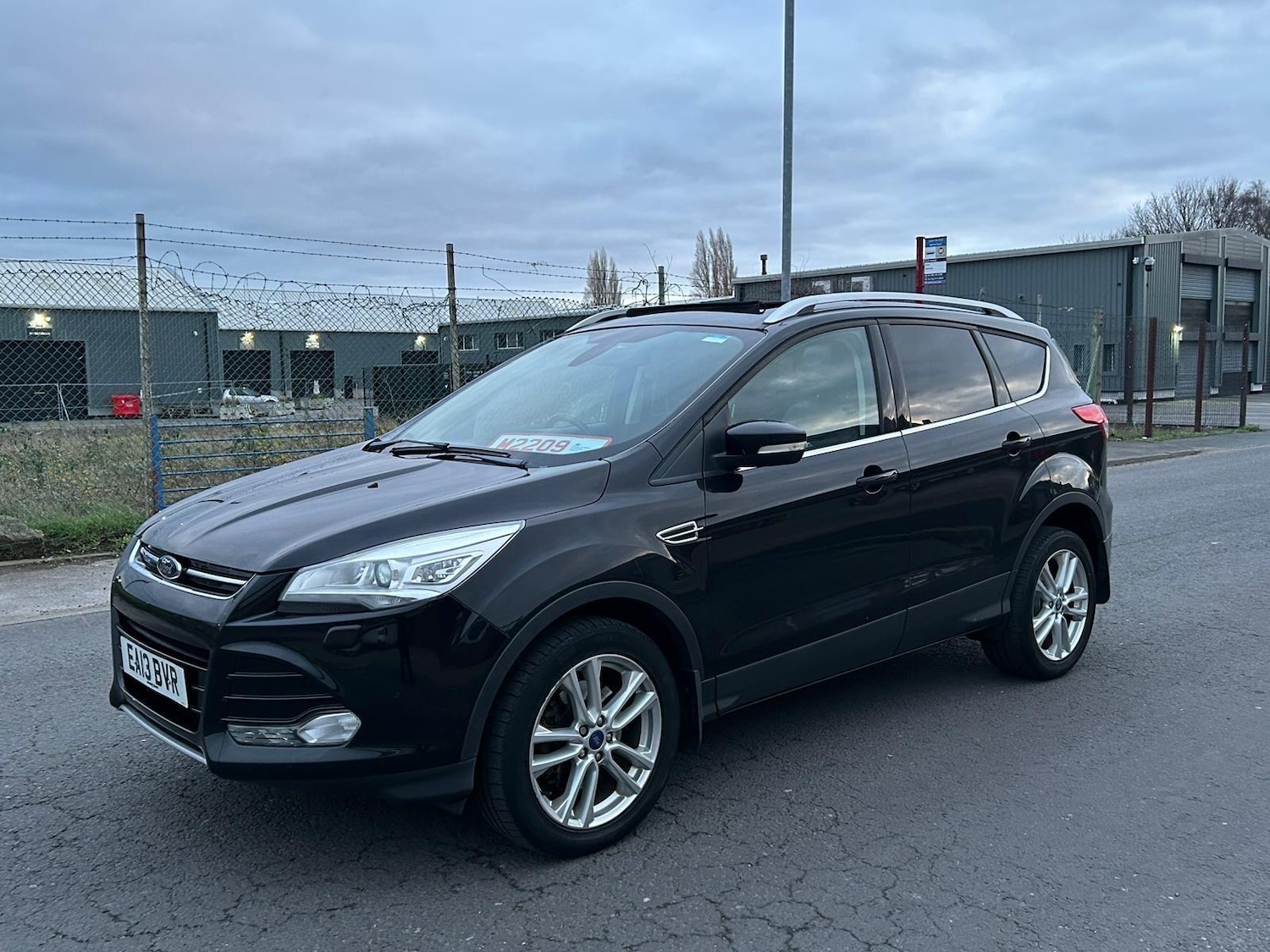 Used Ford Kuga 2013 for sale - 77440774: Photo 3