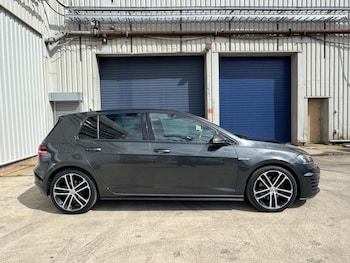 Used Volkswagen Golf 2016 for sale - 78866919: Photo