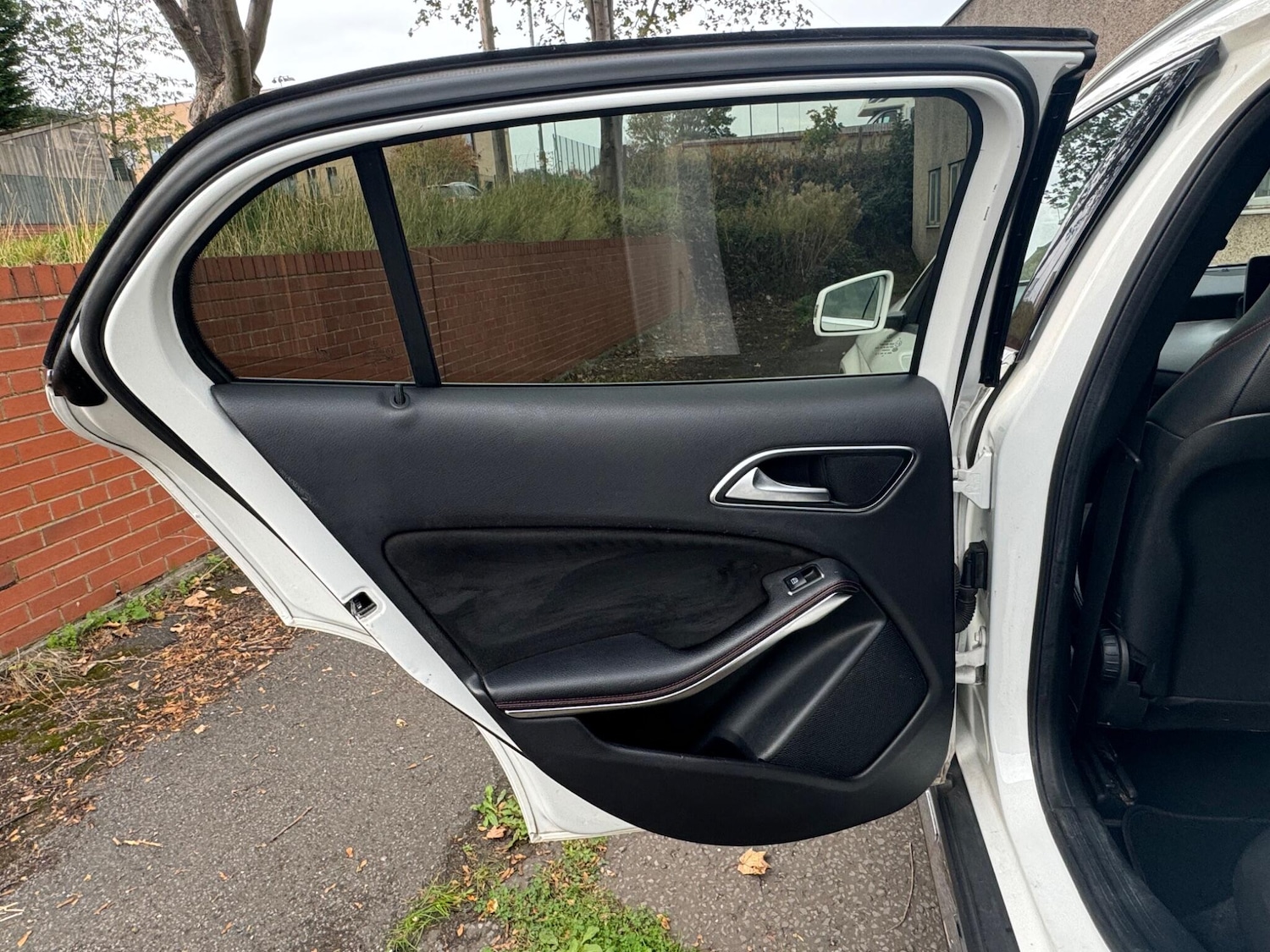 Used Mercedes-Benz GLA 2019 for sale - 76645409: Photo 45