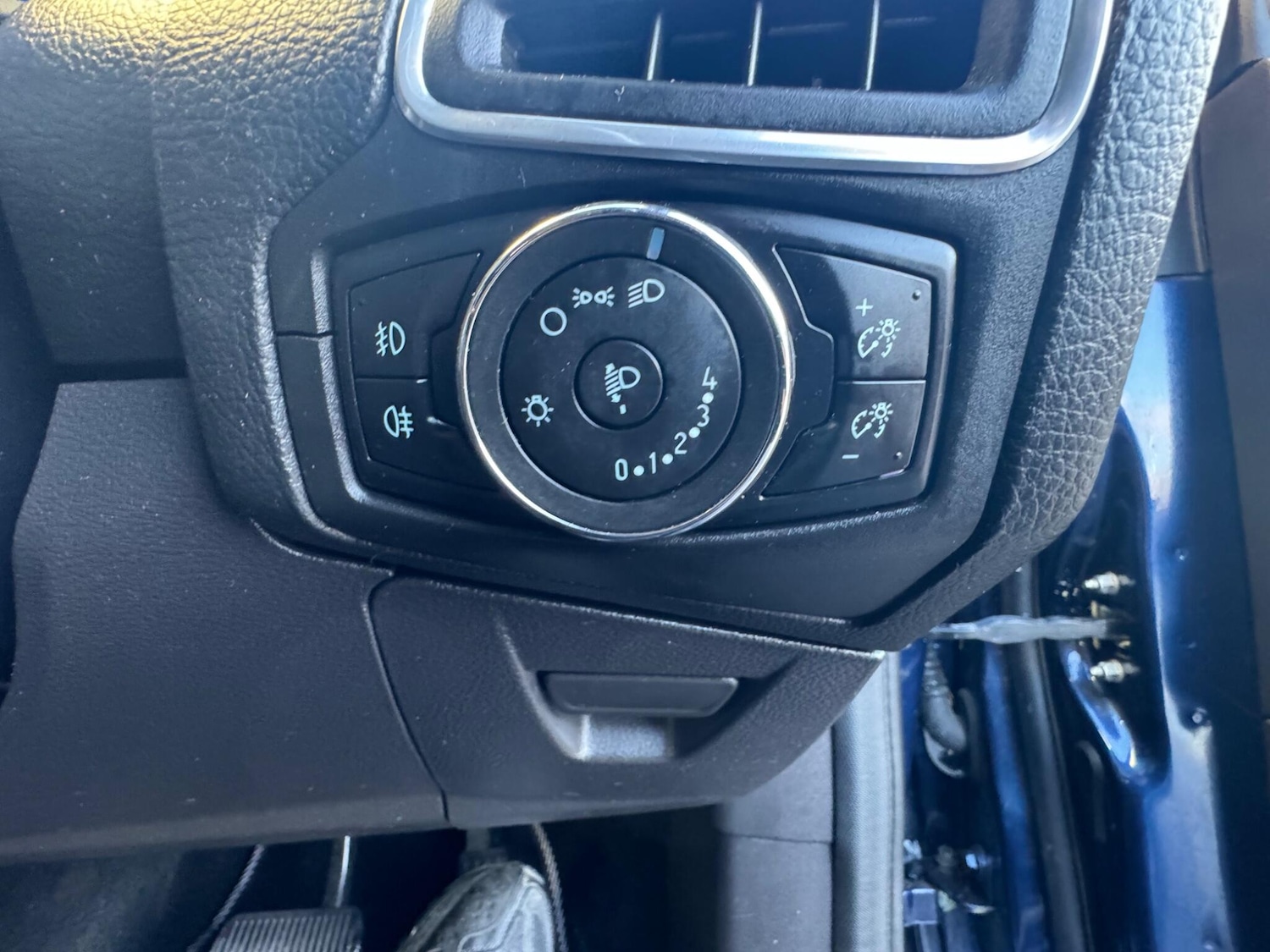 Used Ford Focus 2013 for sale - 76743299: Photo 24