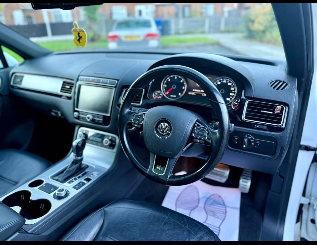 Used Volkswagen Touareg 2015 for sale - 76645437: Photo 10