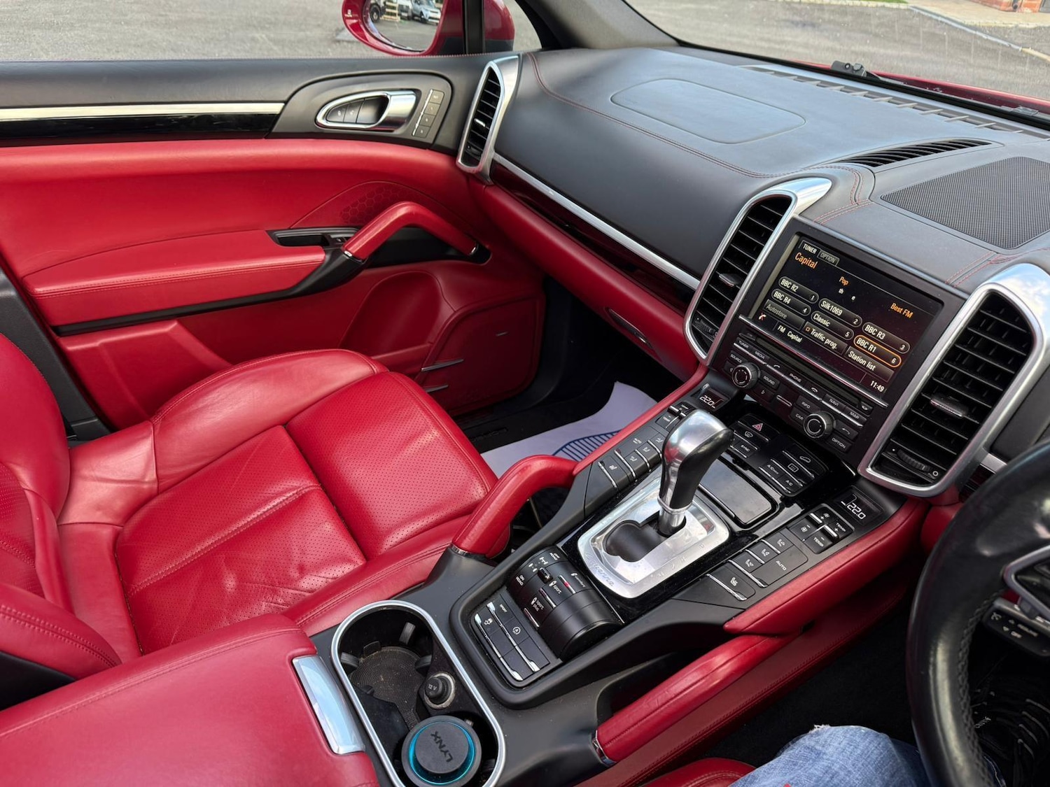 Used Porsche Cayenne 2015 for sale - 77049727: Photo 11