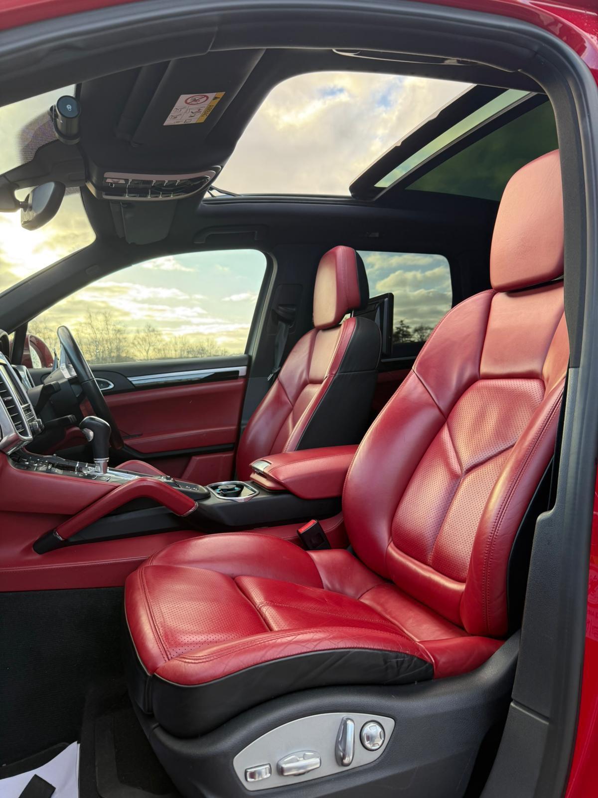 Used Porsche Cayenne 2015 for sale - 77049727: Photo 13