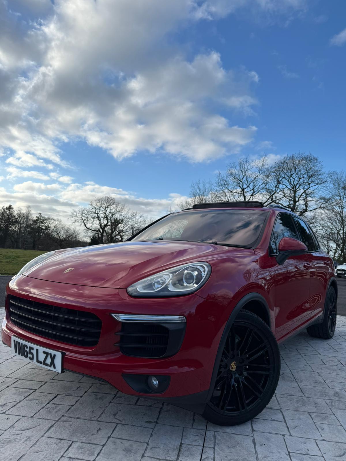 Used Porsche Cayenne 2015 for sale - 77049727: Photo 3