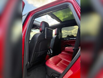 Used Porsche Cayenne 2015 for sale - 77049727: Photo