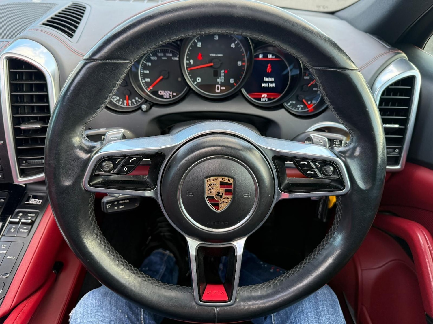 Used Porsche Cayenne 2015 for sale - 77049727: Photo 9