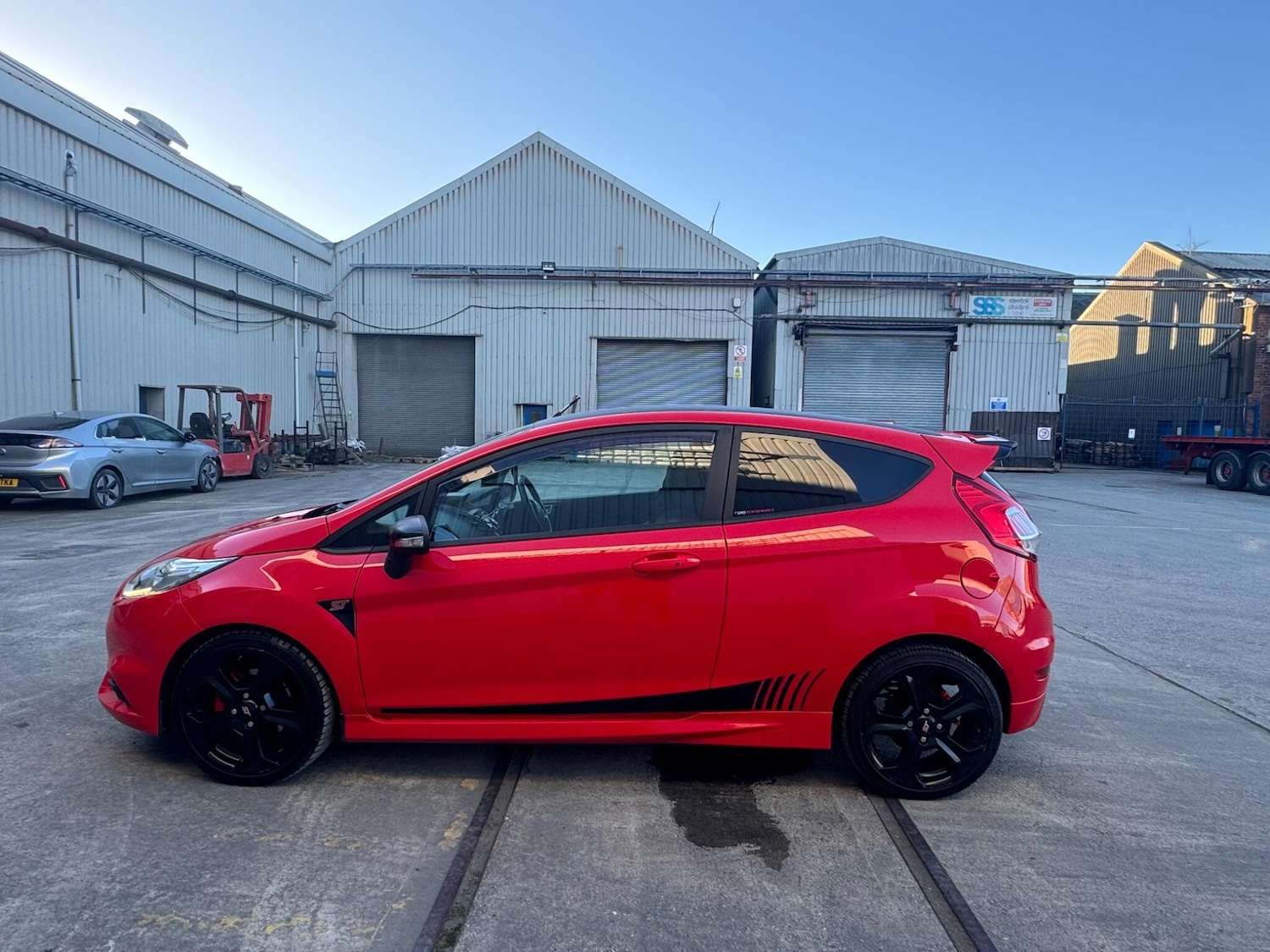 Used Ford Fiesta 2016 for sale - 77101869: Photo 2